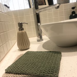 Handmade cleaning (dish)cloth - Square shape